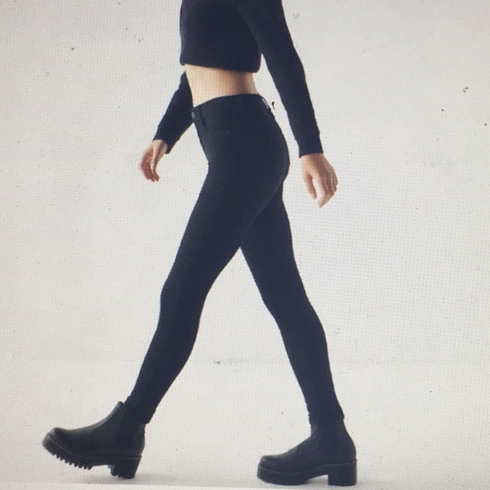 BDG black skinny jeans